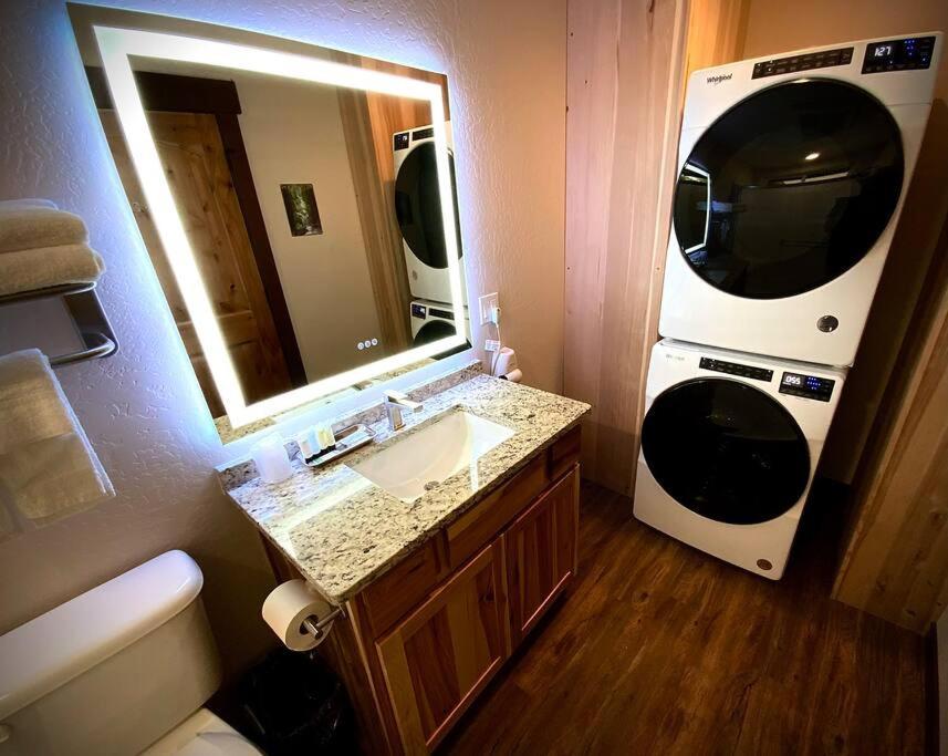 Bear Mountain Suite 10 Грантс Пас Екстериор снимка